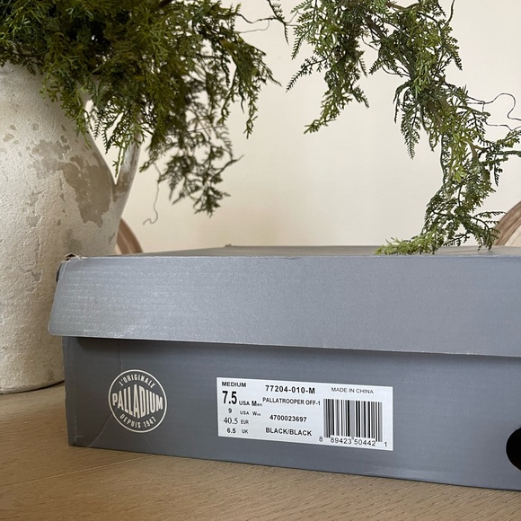 Palladium ‘Palatrooper OFF-1’ Leather Boots (NWT in original box) - Picture 11 of 11